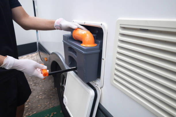 Best Luxury portable toilet rental  in New Baden, IL